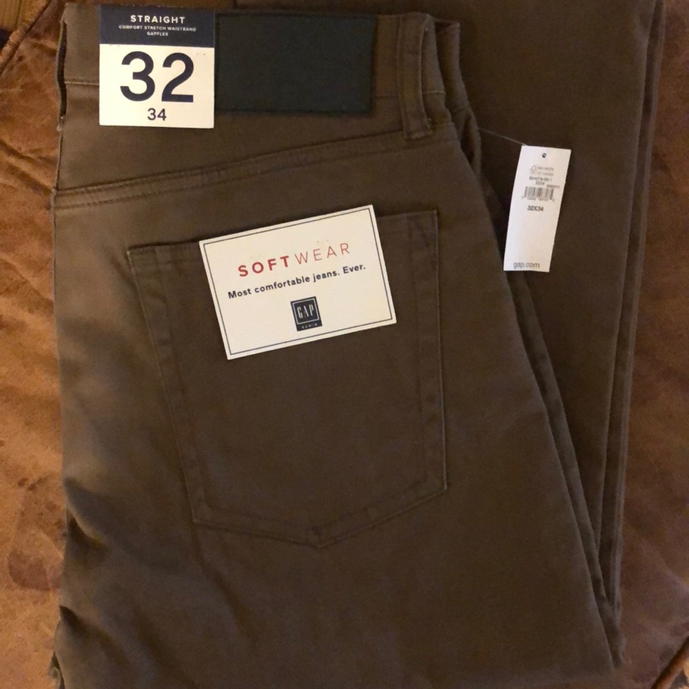 Gap softwear pants. 32x34. NWT. Brown (pine bark)